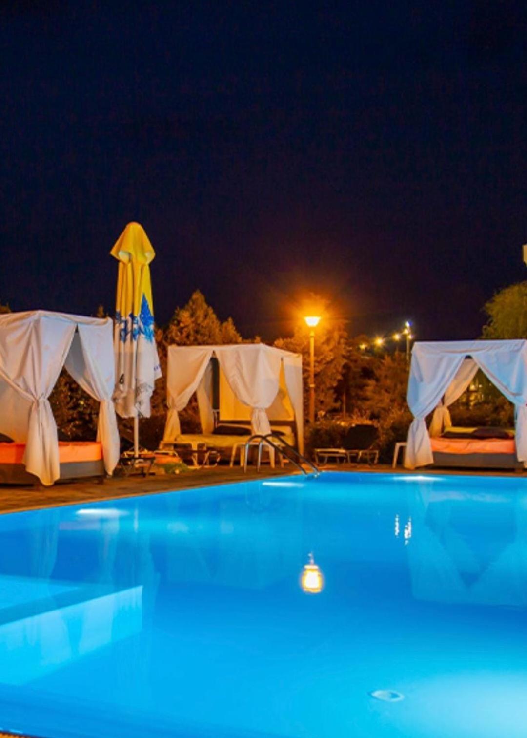 Hotel Ambasador Mamaia Esterno foto