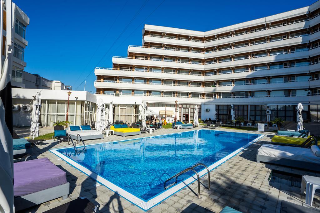 Hotel Ambasador Mamaia Esterno foto